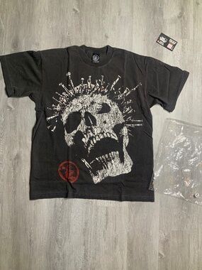 *NEW* Skull Hellstar Tee Size Large 100% Authentic Comes With Receipt @kai.plugs